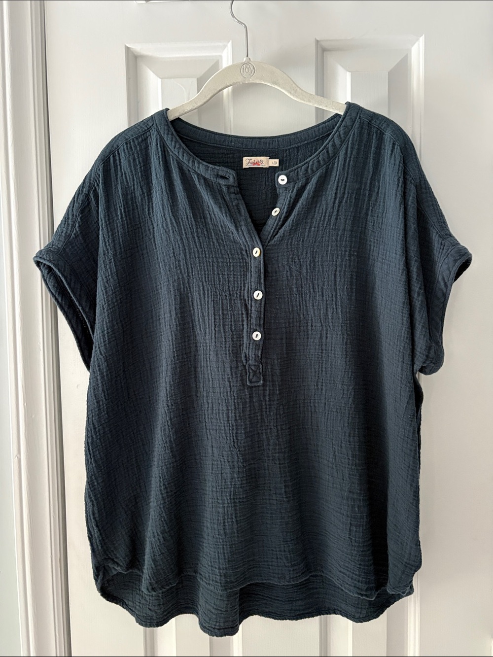 Faherty Navy Cotton Gauze Button Henley